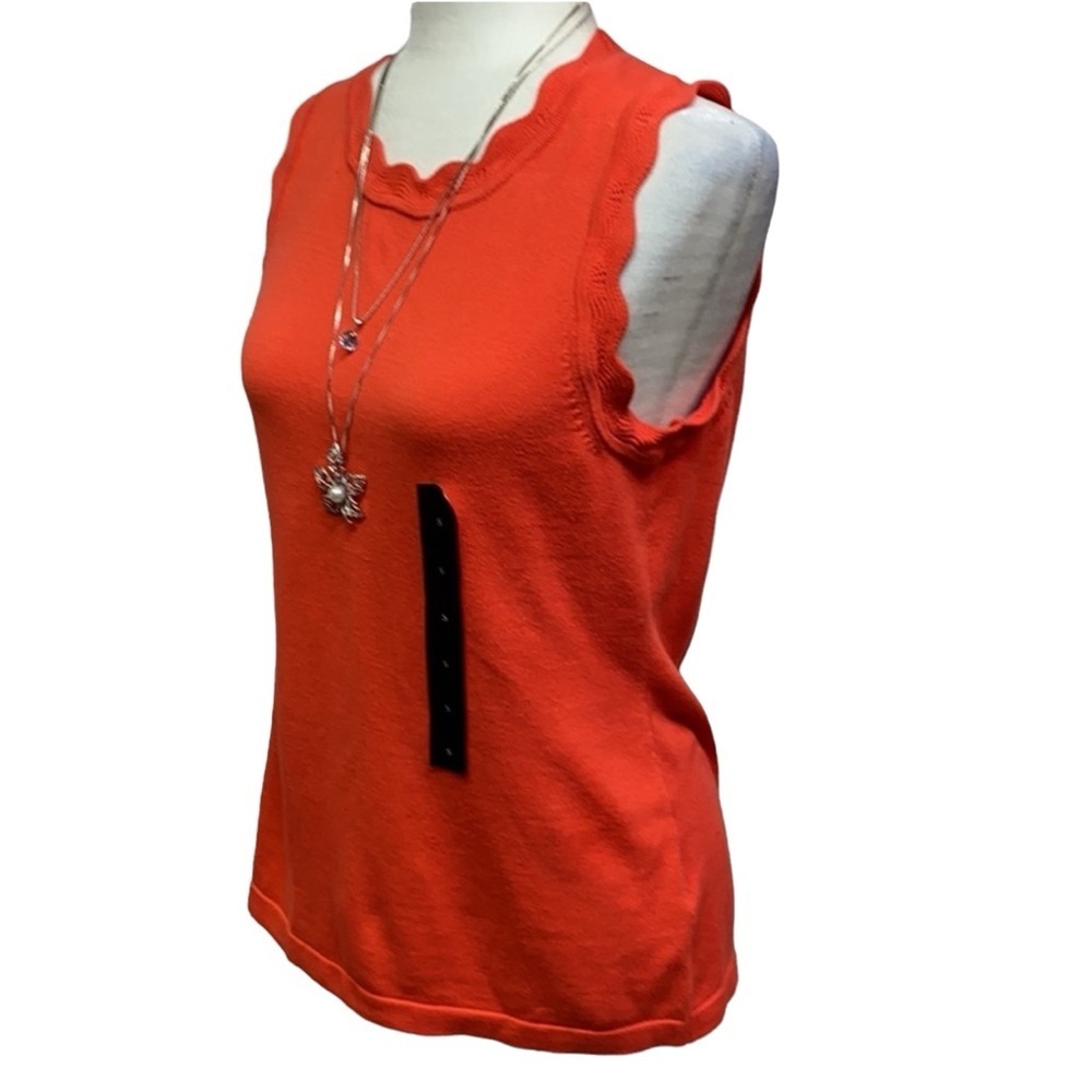 Banana Republic Sleeveless Knit Scalloped Trim - Picture 4 of 8